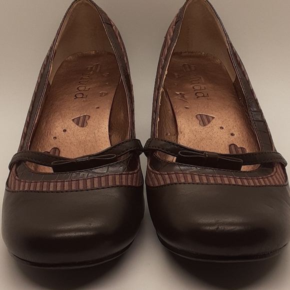Mudd brown heels - Picture 1 of 10
